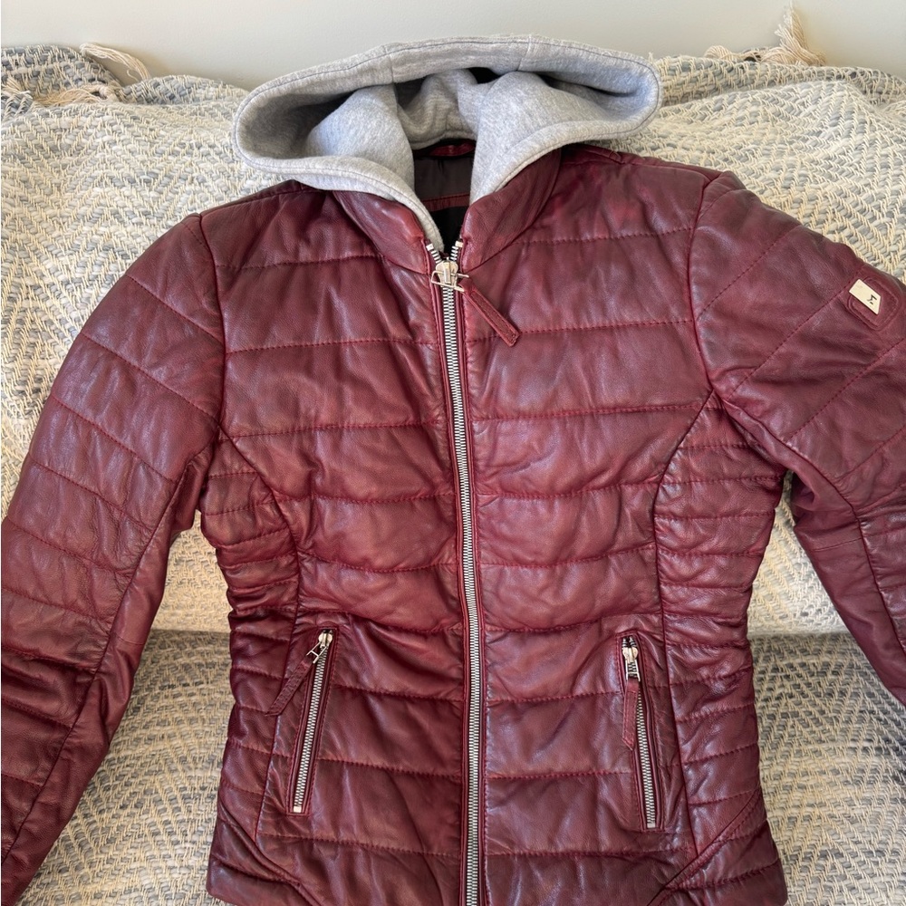 Mauritas leather puffer jacket key with removable sweatshirt insert- Maroon (M)